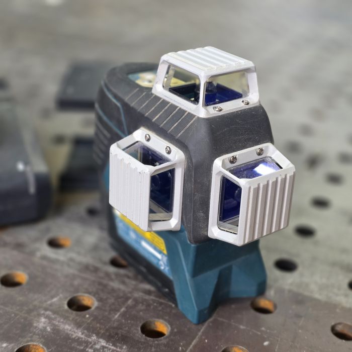 Лазерный уровень Bosch GLL 3-80 C
