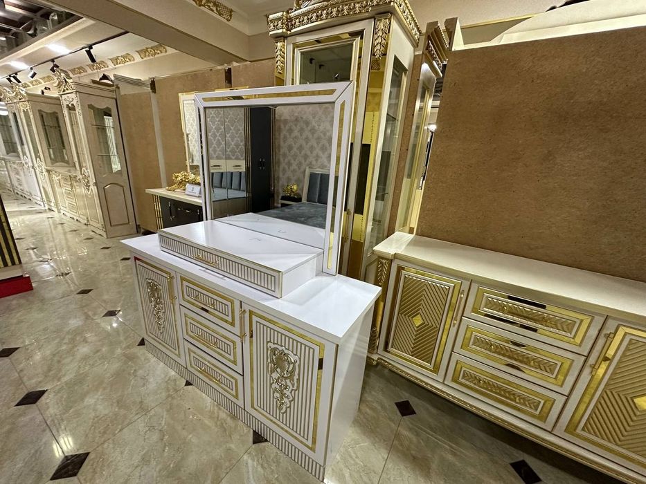 Spalni garnitur kamplek