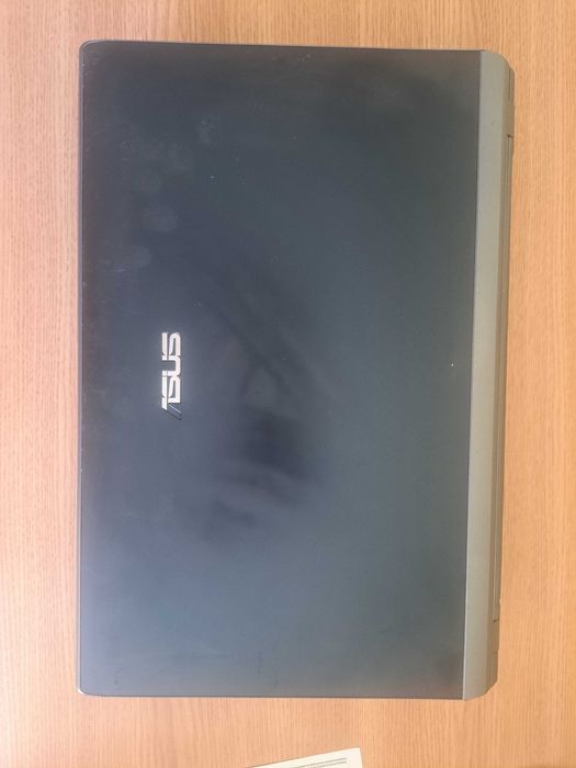 Pachet laptopuri piese/reparații: HP 650 (funcțional, ecran spart) + Asus U52F + Încărcător HPPreț: 160 lei (negociabil)