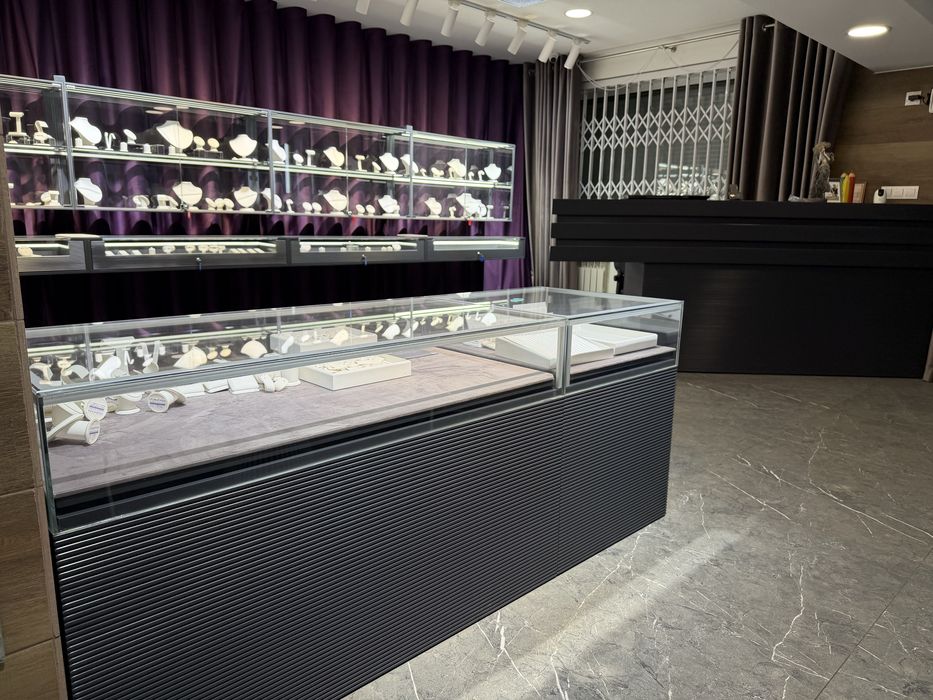 Эксклюзивные ювелирные витрины премиум-класса