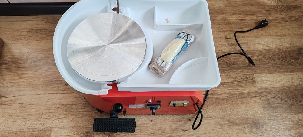 Електрическо грънчарско колело