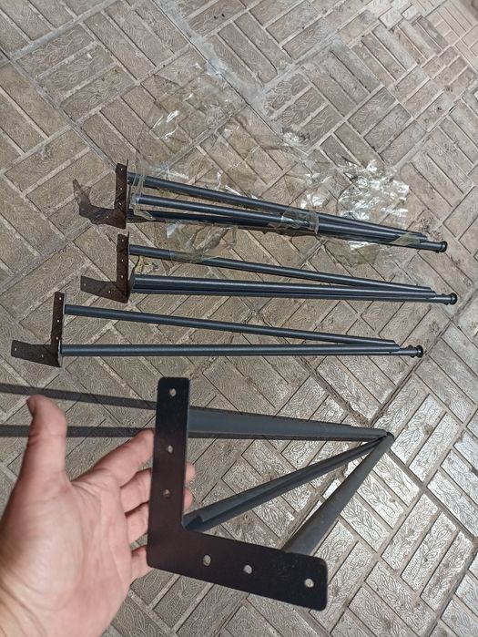 Кронштейн для полки