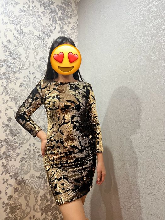 Продам Платья 44-46 рр