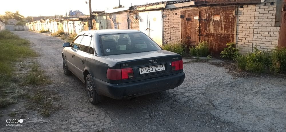 Продам Audi A6, C4