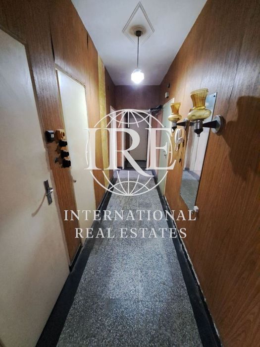 Продава се Тристаен апартамент в Варна, Младост 2 - 66 кв.м за 889 €/кв.м - Снимка #8