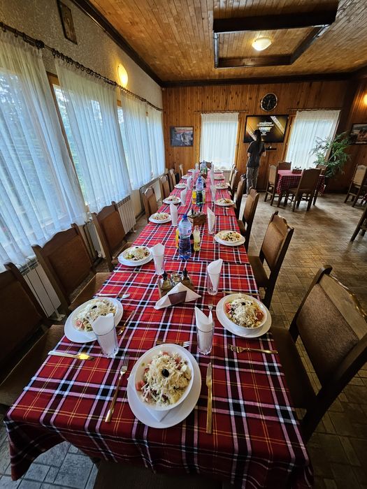 Дава се под наем Къща в с. Равногор, Област Пазарджик - 391 кв.м за 4845 € - Снимка #10