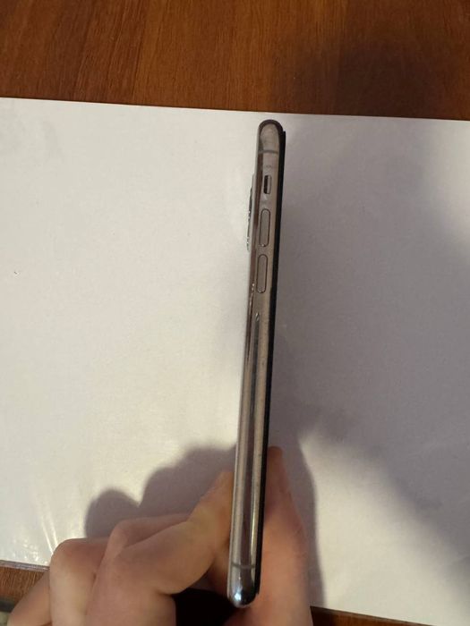 Iphone 11 pro 64tali