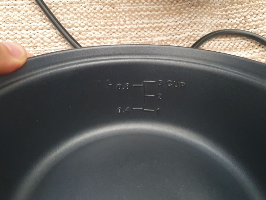 Aparat gătit orez / Multicooker / Ricecooker Russell Hobbs