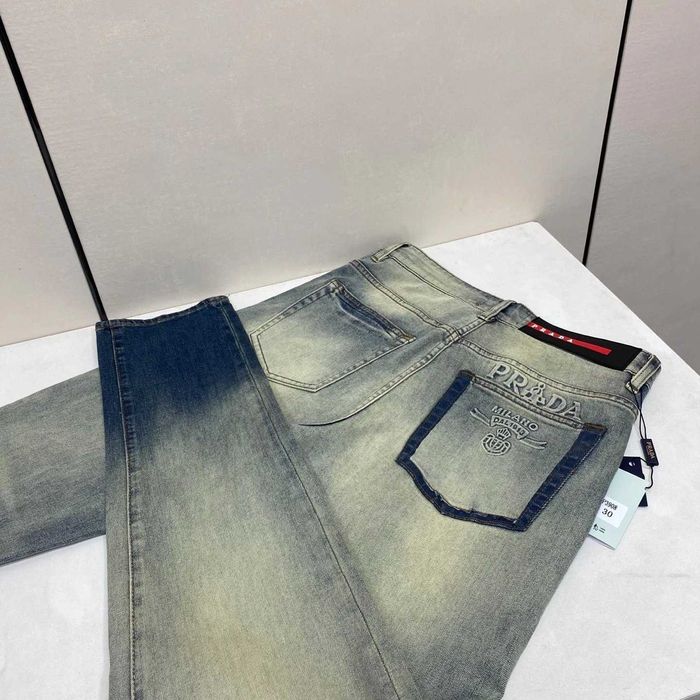 Aduc pe comanda Blugi Prada orice model