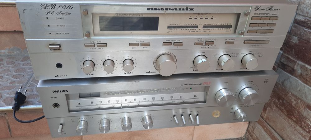 Усилвател Marantz SR8010 и Philips 682