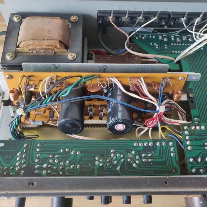 Amplificator Akai AM-2200-defect-