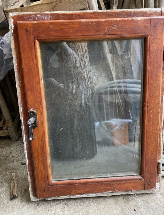 Tamplarie lemn 150 lei