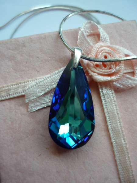 Сваровски - капка Tear Drop със сребърен държач - за Свети Валентин и