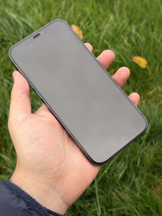 iPhone 12 Pro Max Bkue / 100% Procentaj Baterie