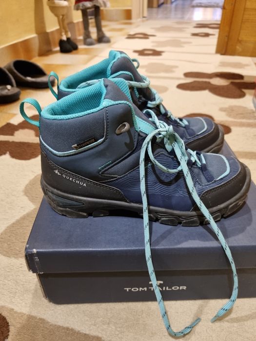 Непромукаеми боти 37 номер като нови