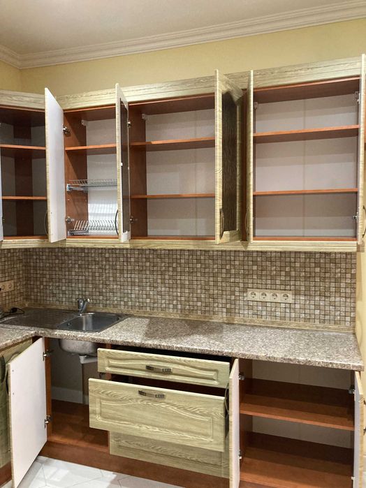 Кухня б/у, кухонный гарнитур б/у