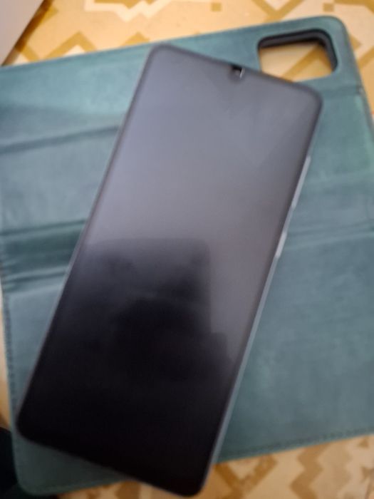 Продам телефон...