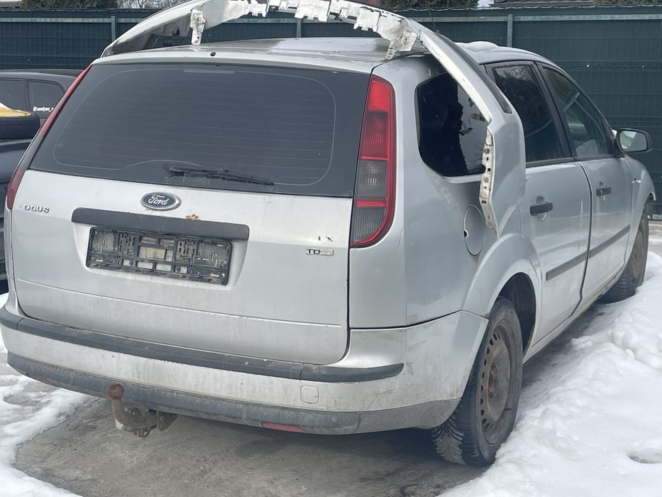 Dezmbembrez ford focus 2 1.8 tdci