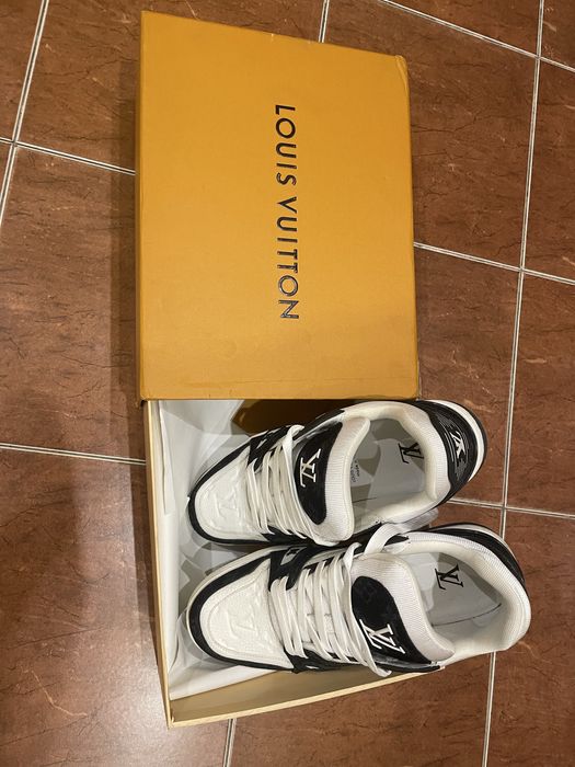 Мужской кроссовки