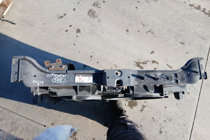 Trager / Calandru 2.0 D RHR 2.0 D RHR Citroen C8 prima generatie