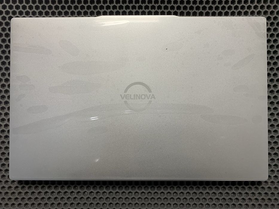 Новый ультрабук. 4 ядра. Озу 16gb. Ssd 512gb.