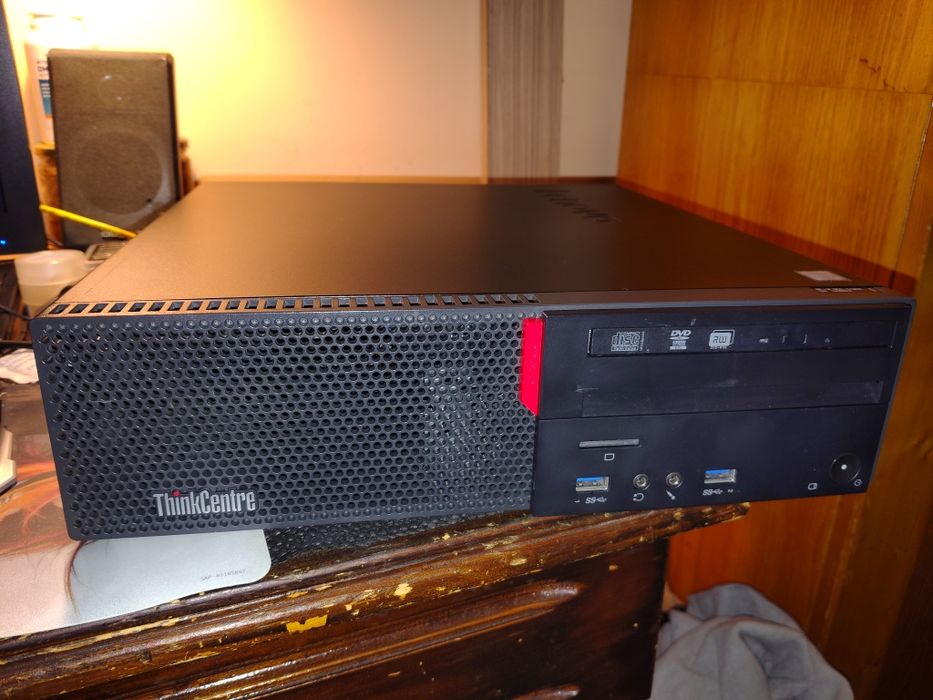Lenovo Thinkcentre m700sff