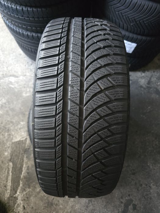 Kumho 235/45 R19 99V MS iarnă