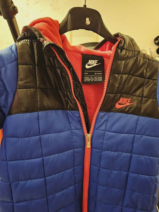 Combinezon Nike 86 92 merge și mai mult
