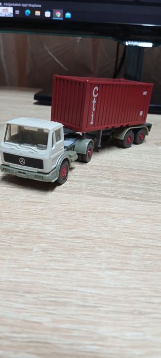 Продавам мини колексионерски колички