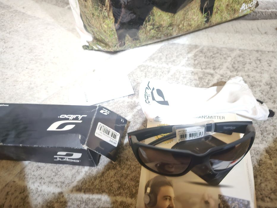 Ochelari,bateri laptop ,trepied etc