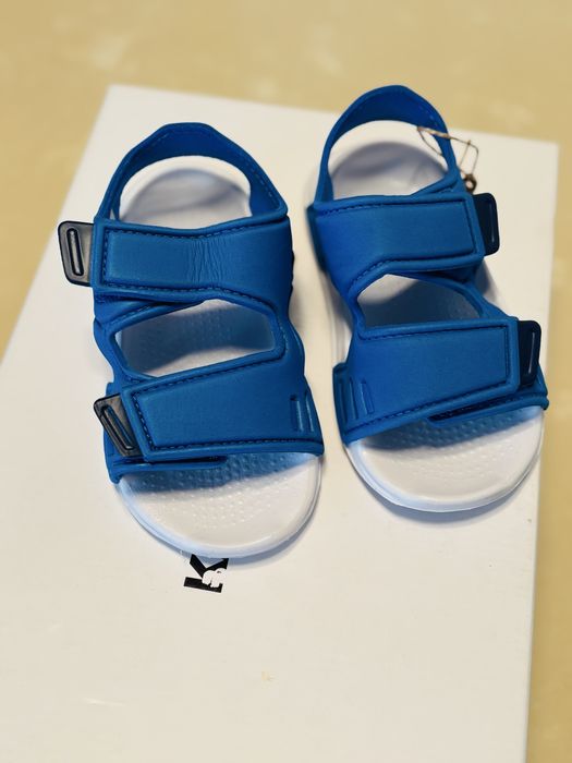 Sandale Adidas prntru copii nr 25 noi