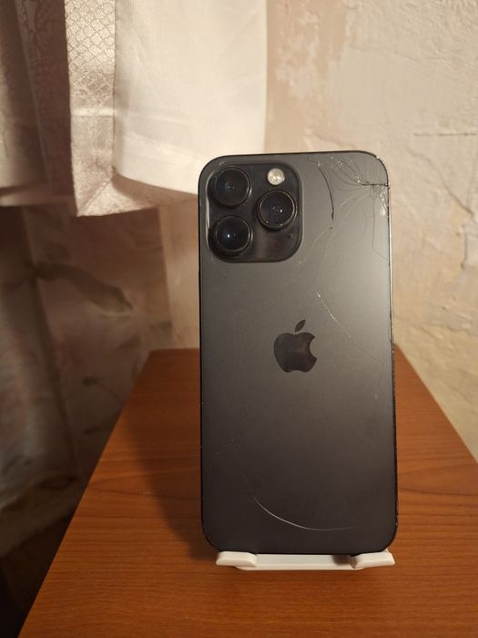 Vând iPhone 14 pro max neverlock de 128 gb