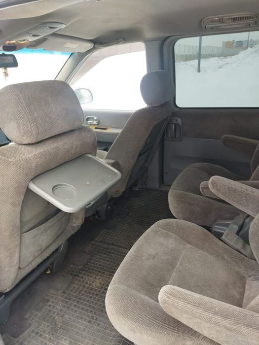 Продам Kia carnival