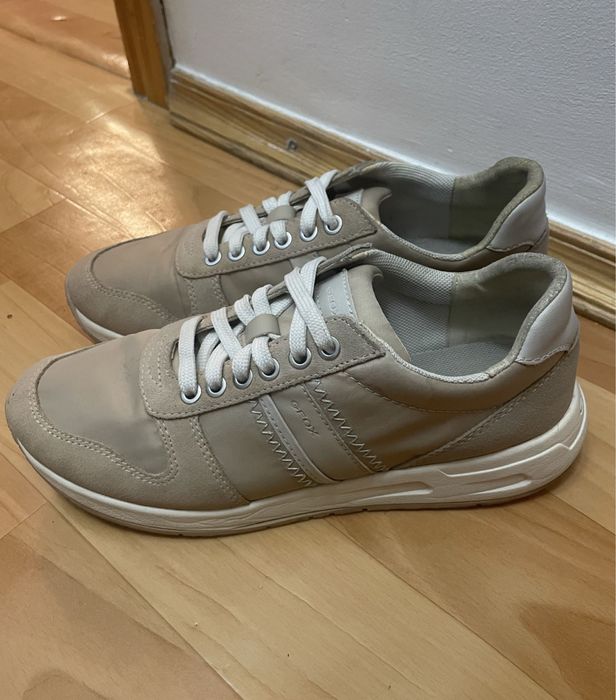 Кроссовки 38 размер демисезон Geox