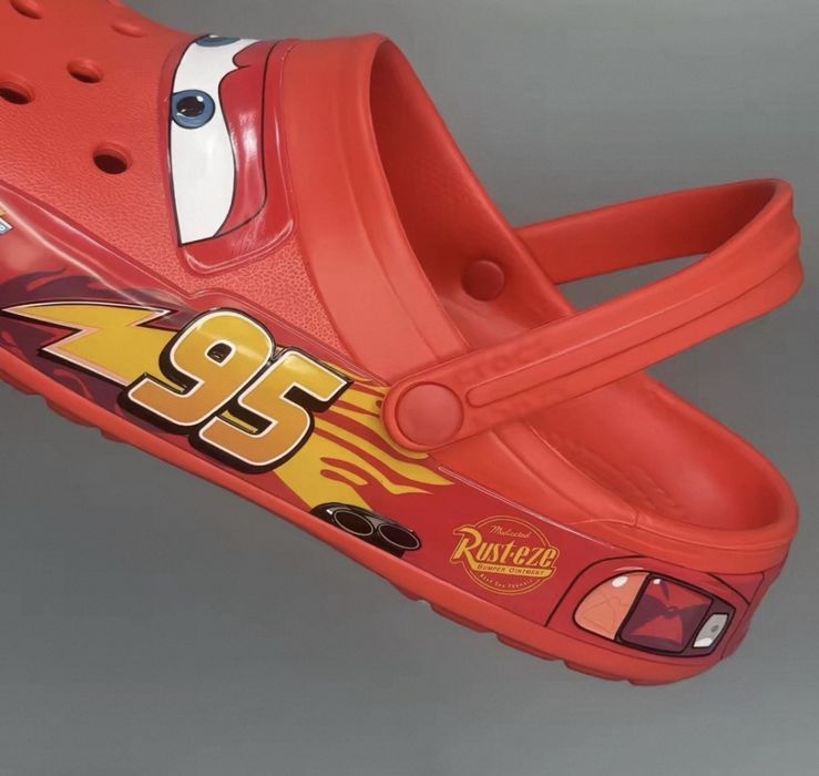 Кроксы молния маккуин