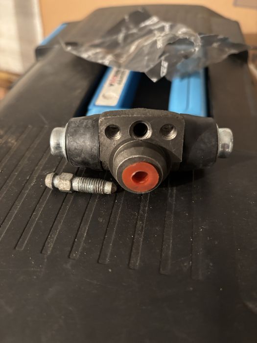 Продам запчасти ауди 80 б4