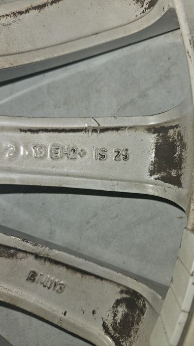 Vand Jante + Anvelope BMW seria7  F01