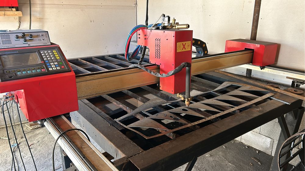 Продам ЧПУ плазморез новый