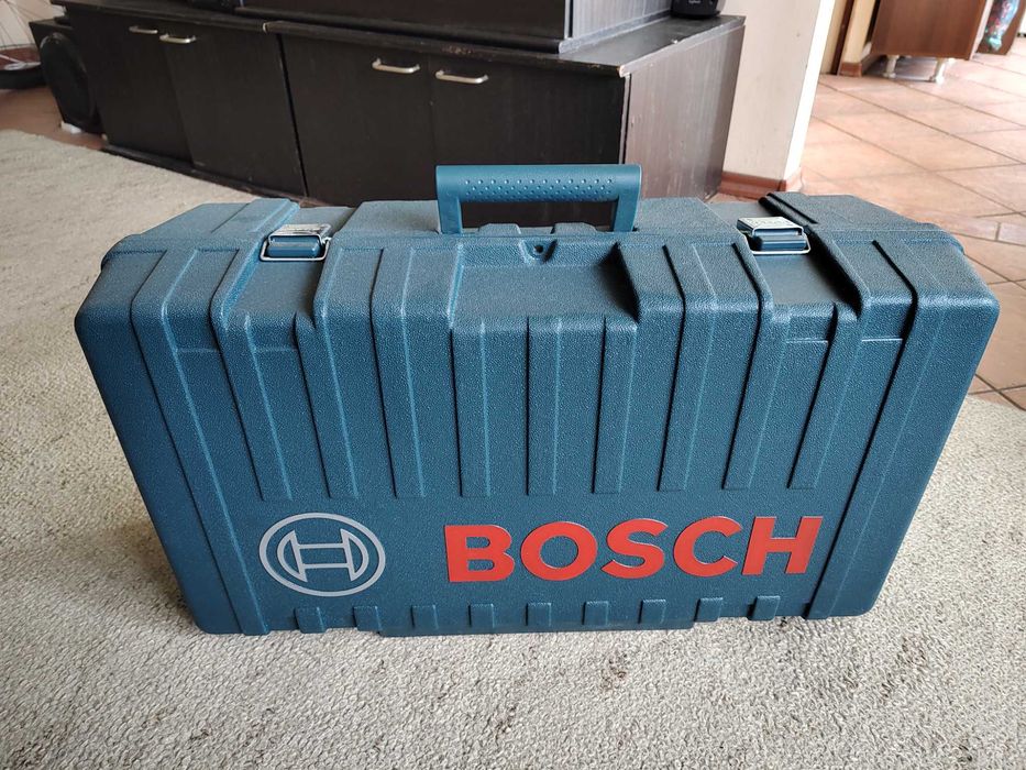 ЧИСТО НОВ! Шлайф BOSCH Professional GTR 550