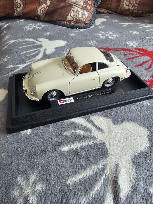 Macheta metalica Porsche 356b coupe 1961 burago marime 1:24 noua