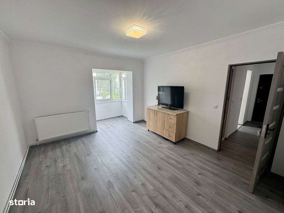 Bld socola-2 camere renovat-etaj 1-centrala proprie - fara risc seisic