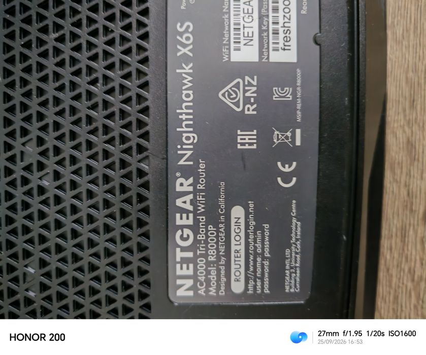 NETGEAR Nighthawk X6S R8000P AC4000 – Tri-Band – Gigabit