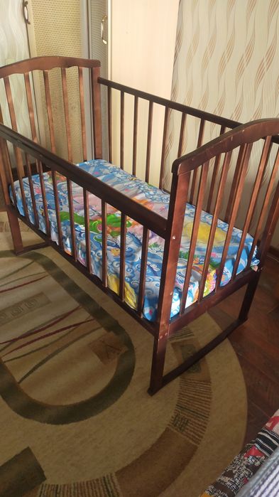 Кроватка детская