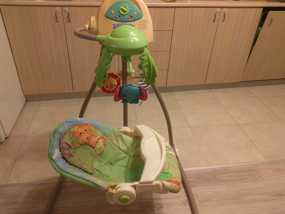 Бебешка люлка fisher price