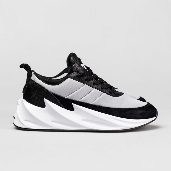 Мужские кроссовки