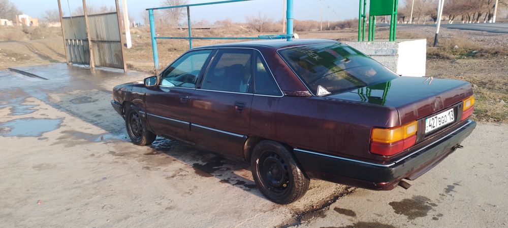 Ауди 100с3 газ бензин