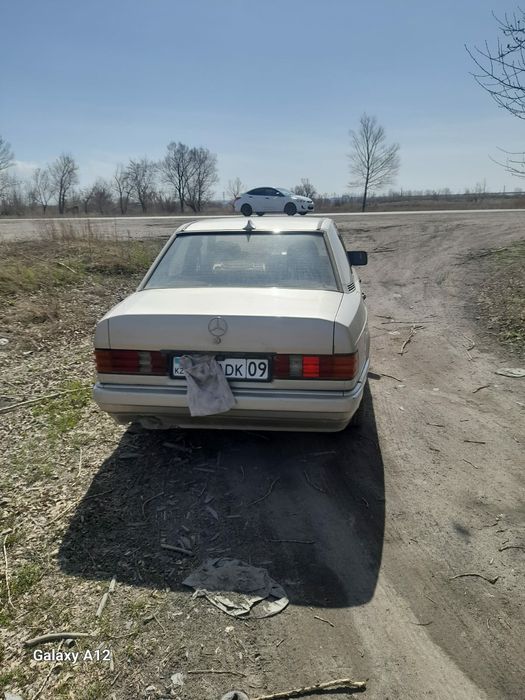 Продам Мерседес 190