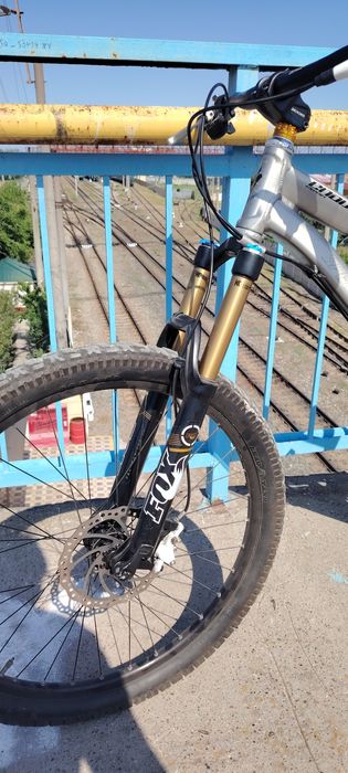 Велосипед двухподвес specialized