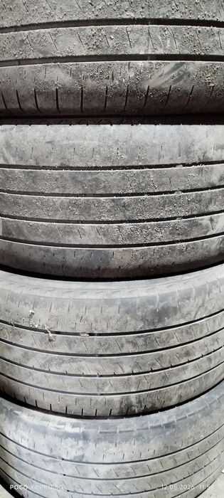 комплект резины лето 235/45/18
