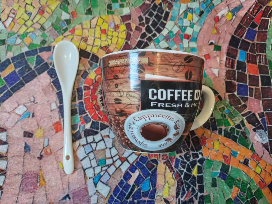 Чаша за кафе с лъжичка от Испания